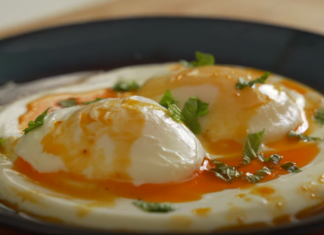 Turkish Poached Eggs Recipe