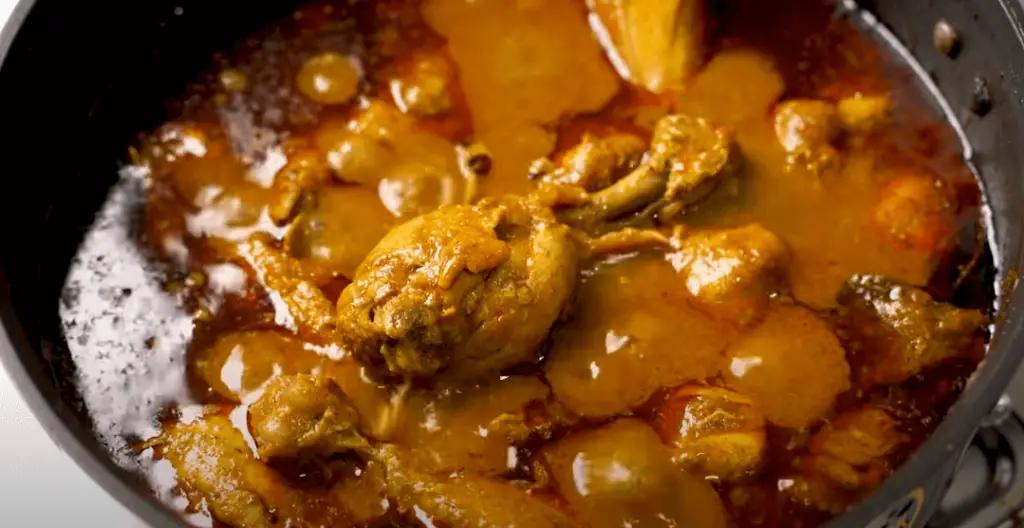 Nagpur Special Saoji Chicken Curry
